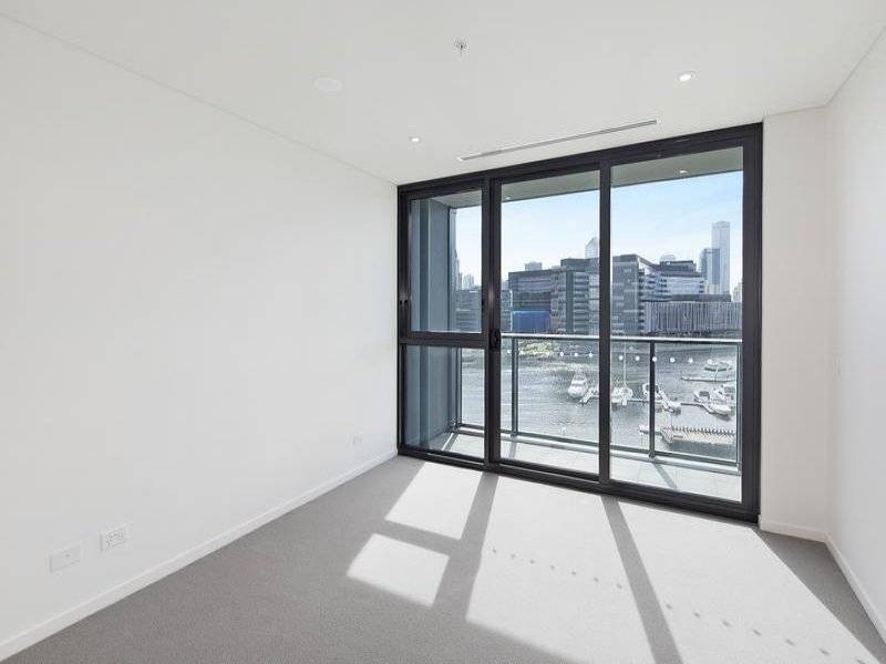 501/1 Point Park Crescent, Docklands VIC 3008