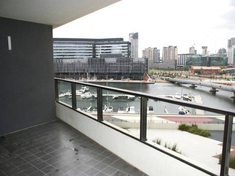 805/70 Lorimer Street, Docklands VIC 3008