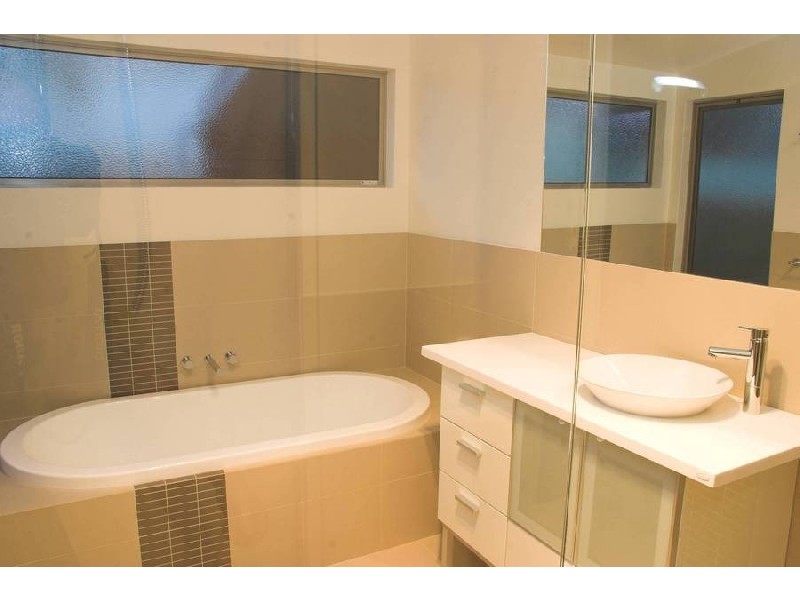 1/11A Brushy Creek Road, Lenah Valley TAS 7008