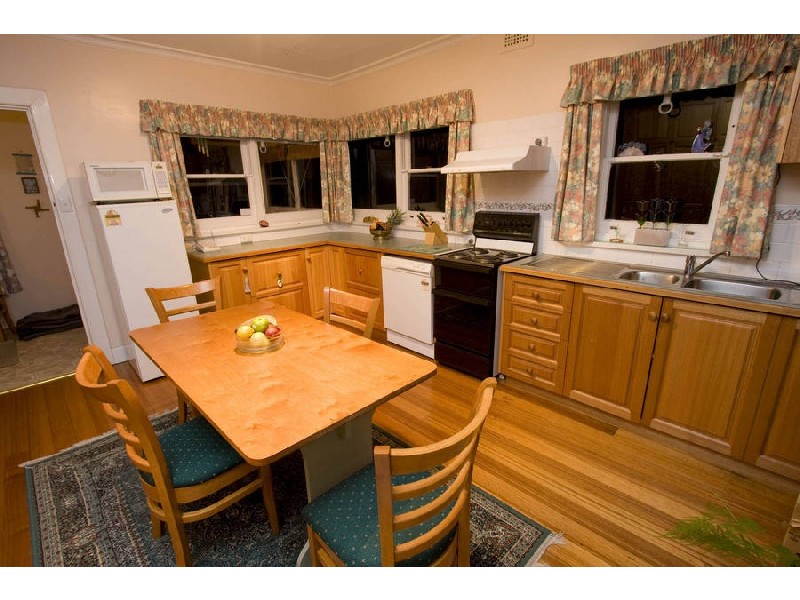 20 Burnside Avenue, New Town TAS 7008