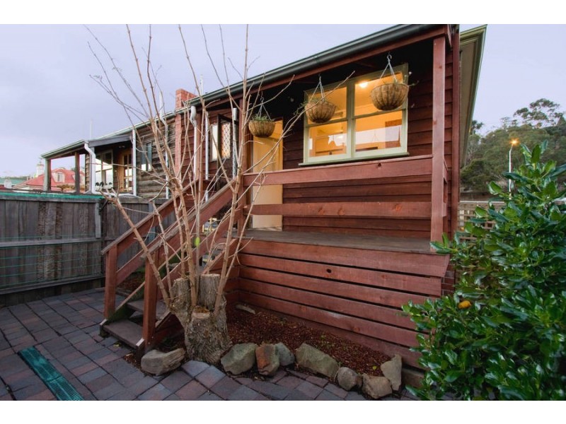 194 Brooker Avenue, North Hobart TAS 7000