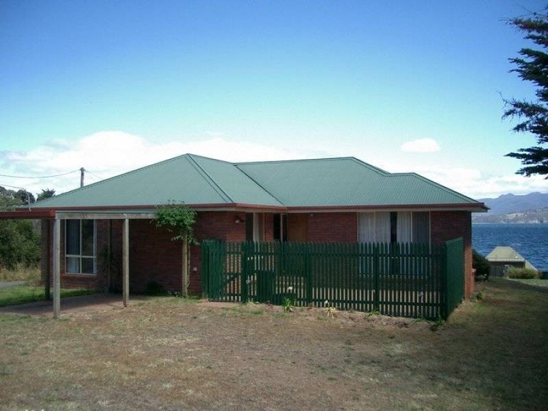 16A Spitfarm Road, Opossum Bay TAS 7023