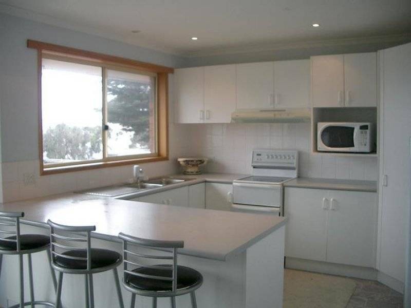 16A Spitfarm Road, Opossum Bay TAS 7023