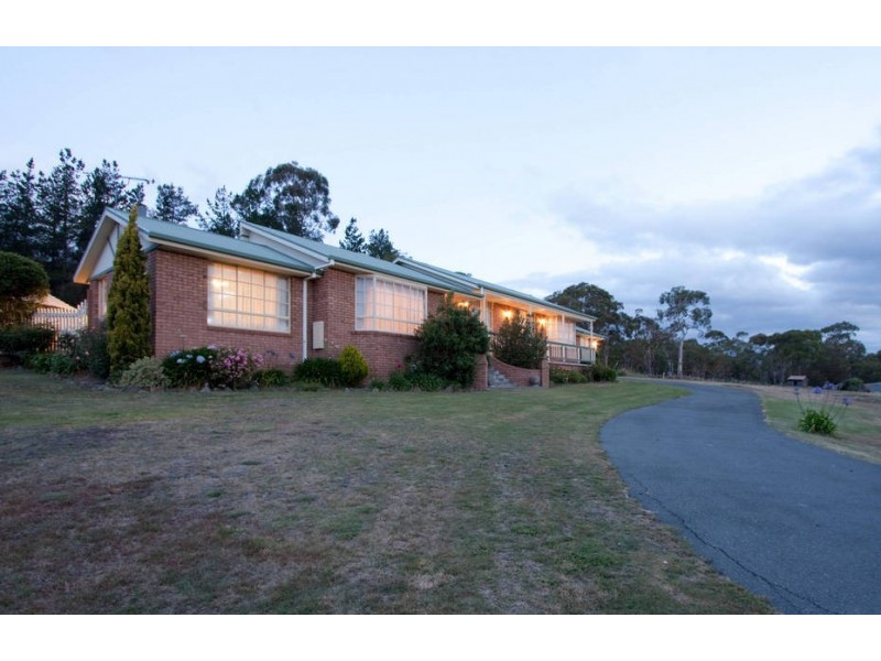 102 Axiom Way, Acton Park TAS 7170
