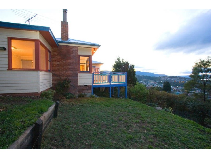 26 Benjafield Terrace, Mount Stuart TAS 7000