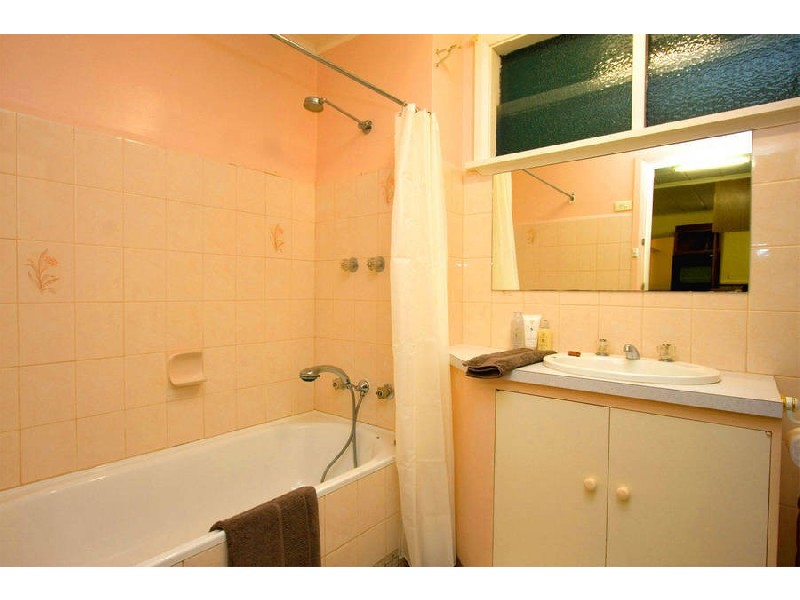 1/136 Hopkins Street, Moonah TAS 7009