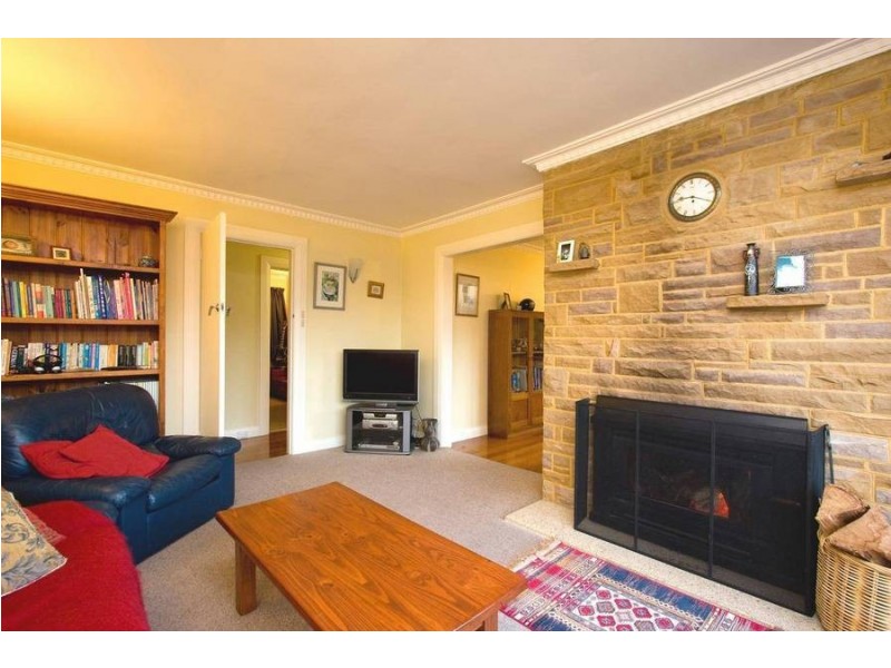 310 Lenah Valley Road, Lenah Valley TAS 7008