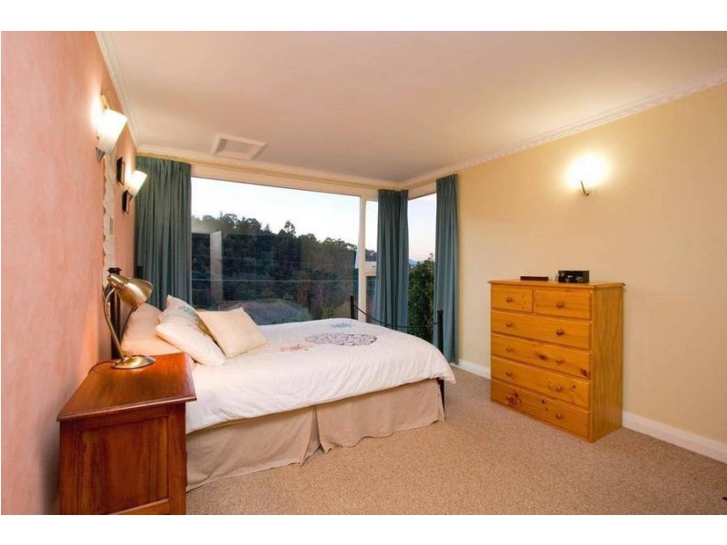 310 Lenah Valley Road, Lenah Valley TAS 7008