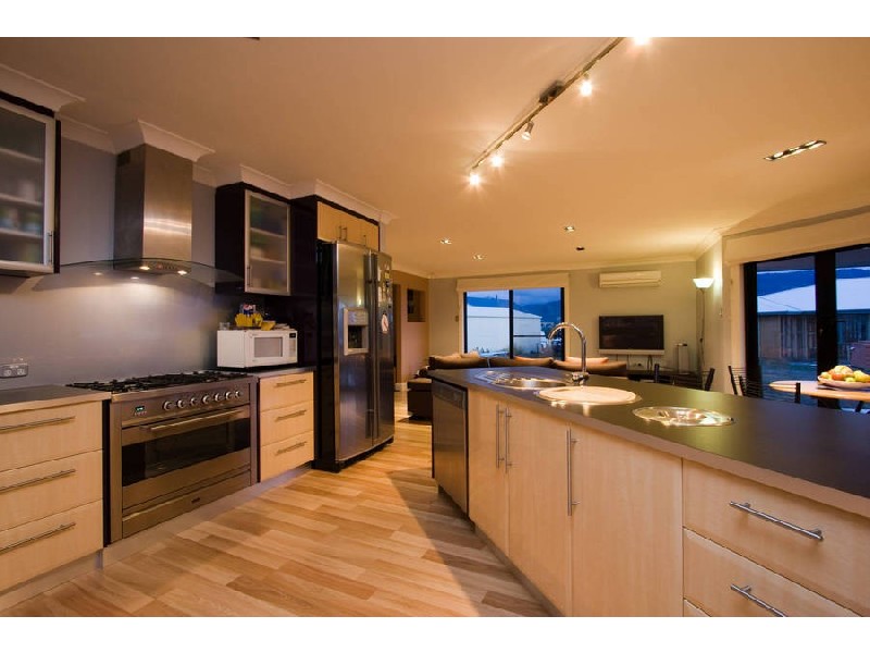 10 Riviera Drive, Old Beach TAS 7017
