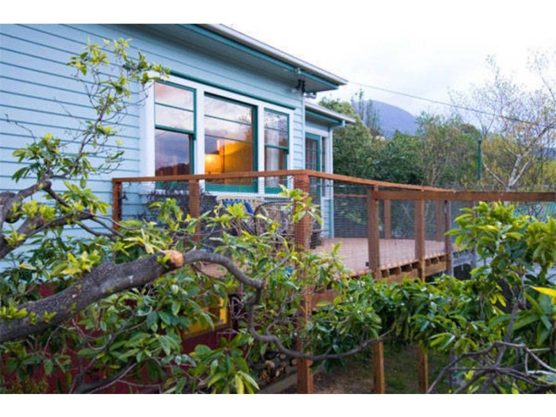 37 Congress Street, South Hobart TAS 7004