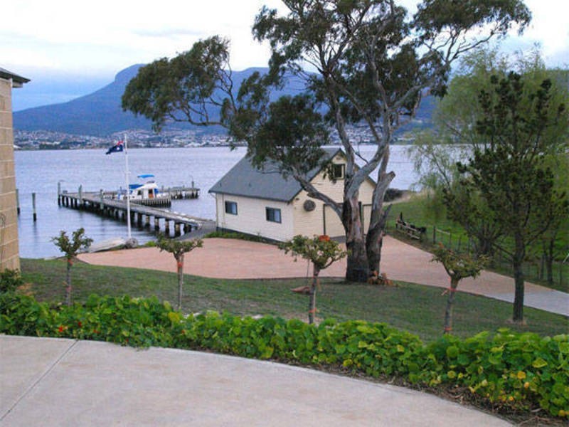 Otago TAS 7017