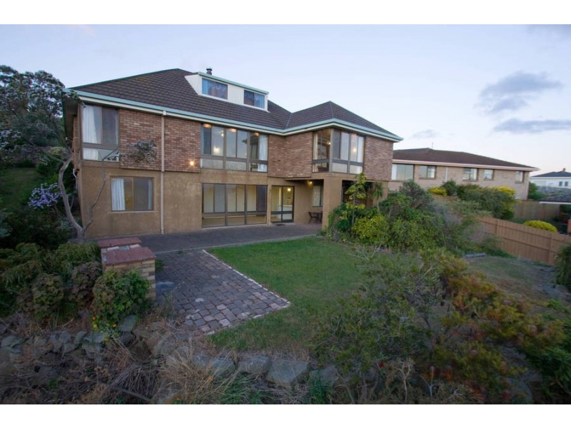 9 Waverley Street, Bellerive TAS 7018