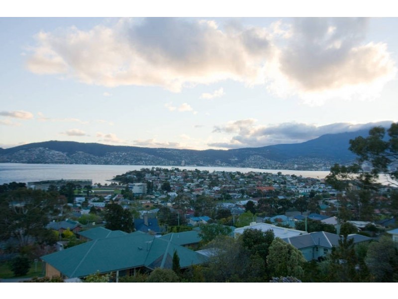 9 Waverley Street, Bellerive TAS 7018