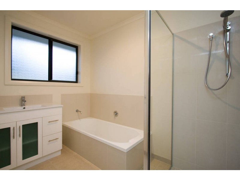 12a Alwyn Rd, Lenah Valley TAS 7008