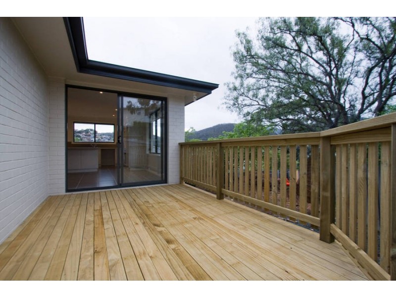 12a Alwyn Rd, Lenah Valley TAS 7008