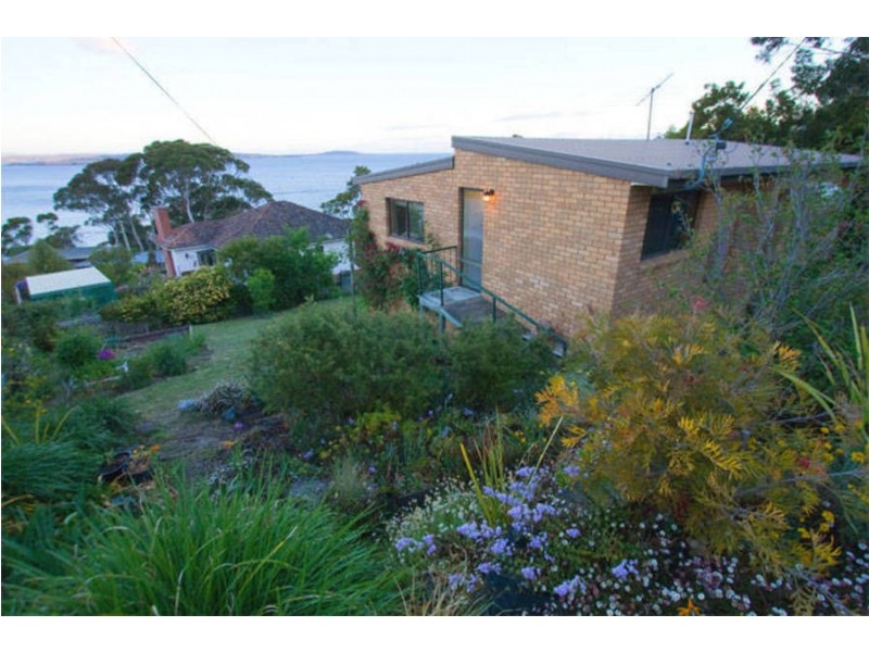 216 Channel Highway, Taroona TAS 7053