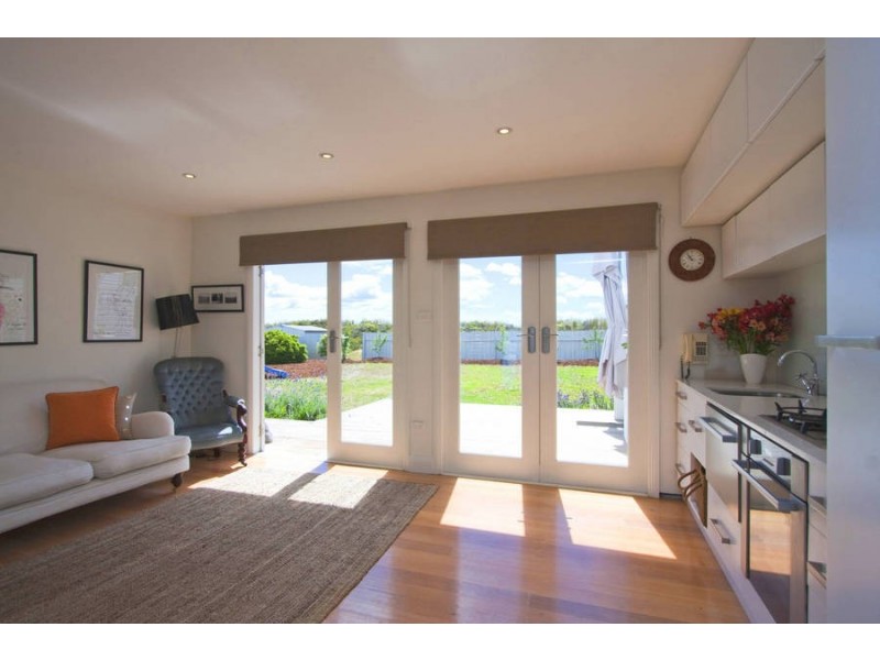 94 Bayview Road, Lauderdale TAS 7021