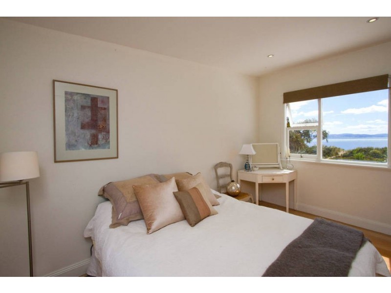 94 Bayview Road, Lauderdale TAS 7021