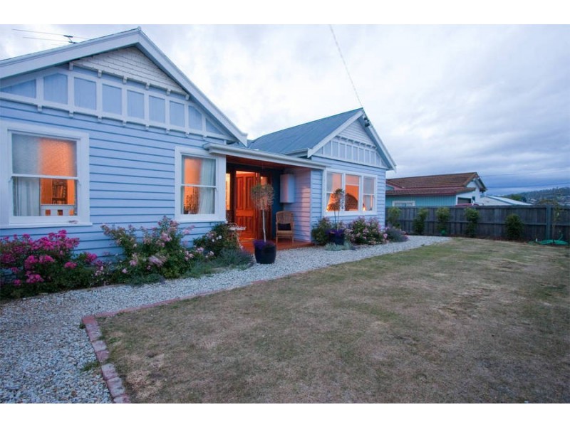 13 Tranmere Road, Howrah TAS 7018