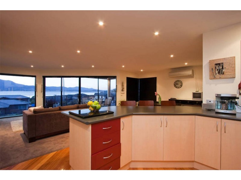 44 Arlunya Street, Tranmere TAS 7018