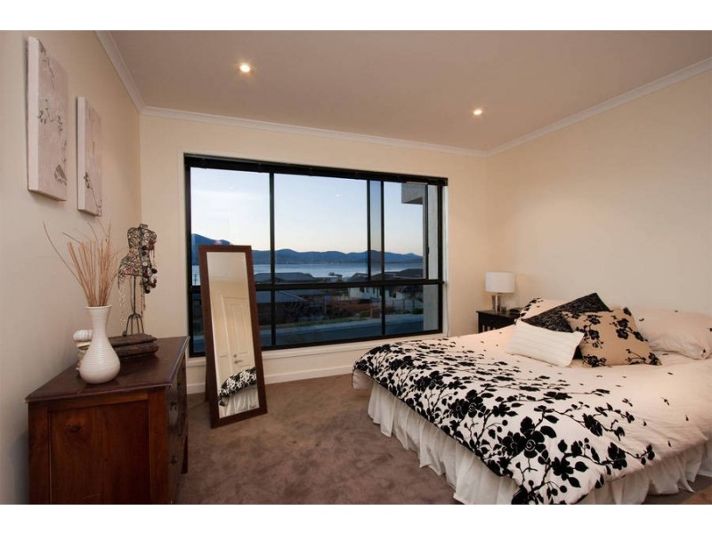 44 Arlunya Street, Tranmere TAS 7018