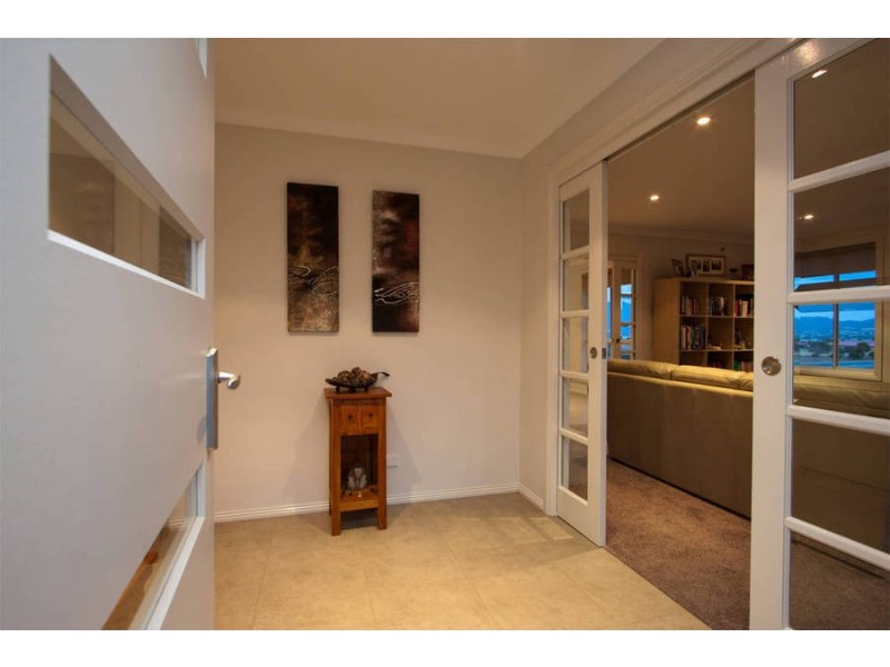 6 Rachel Crescent, Old Beach TAS 7017