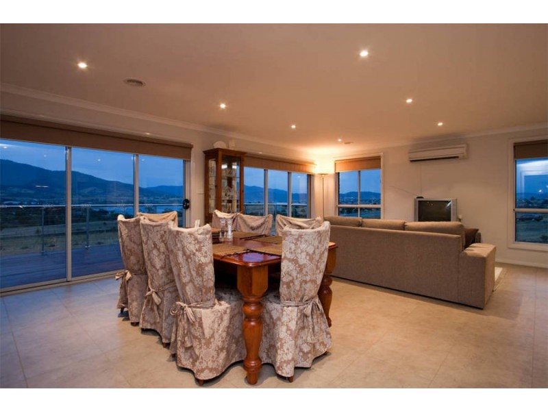 6 Rachel Crescent, Old Beach TAS 7017