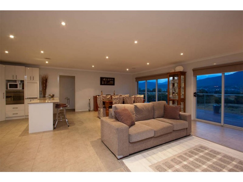 6 Rachel Crescent, Old Beach TAS 7017