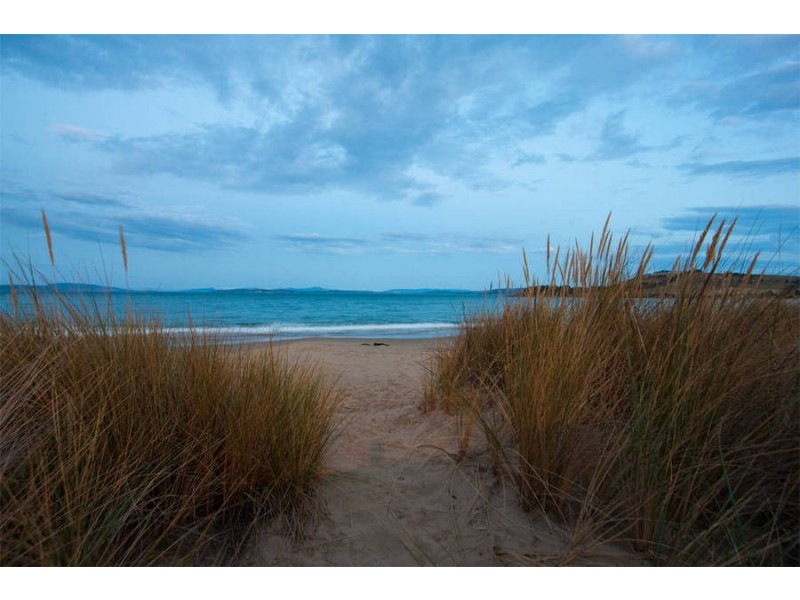 34 Frederick Henry Parade, Cremorne TAS 7024