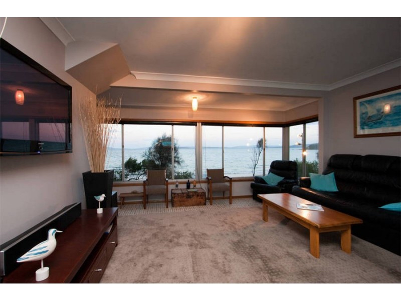 34 Frederick Henry Parade, Cremorne TAS 7024