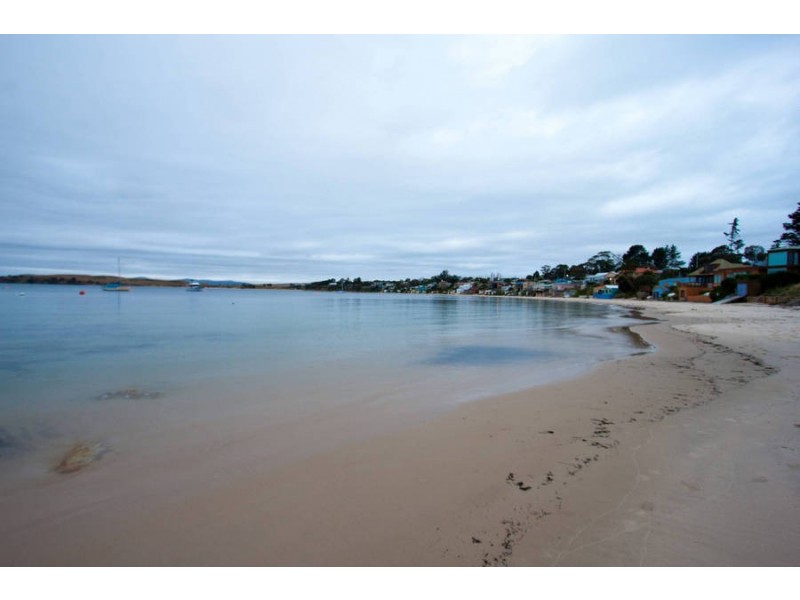 5 Gellibrand Lane, Opossum Bay TAS 7023