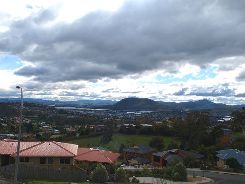 1 Ross Place, Mount Stuart TAS 7000