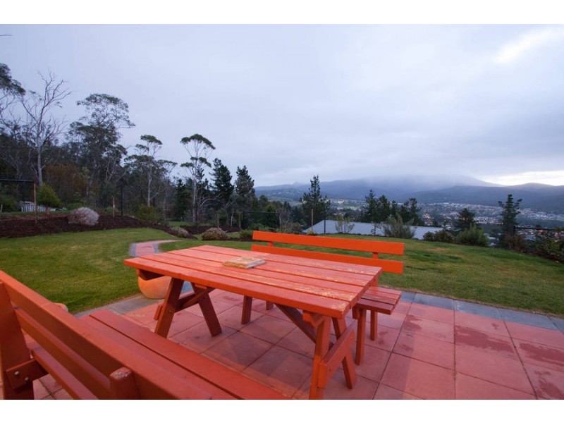 1,19 Carnation Terrace, Kingston TAS 7050