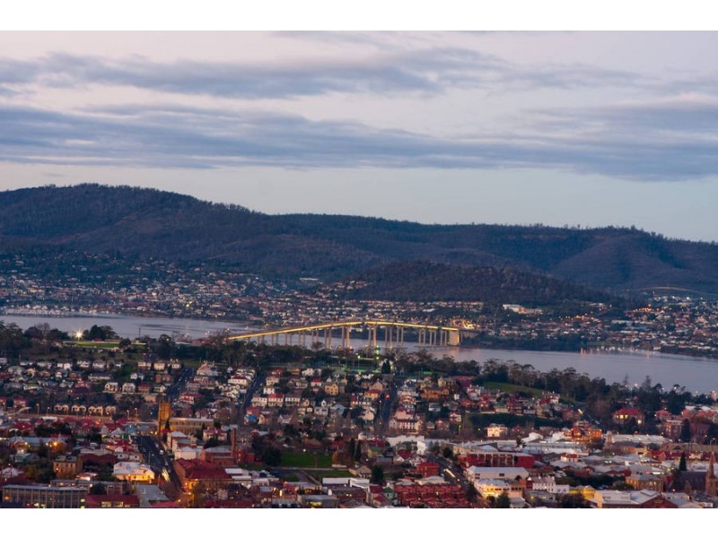 11 Danval Place, West Hobart TAS 7000