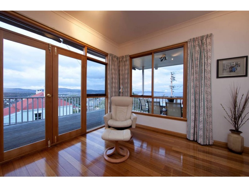 14A Poets Road, West Hobart TAS 7000