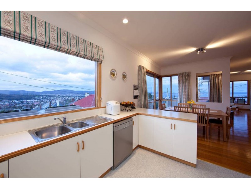 14A Poets Road, West Hobart TAS 7000