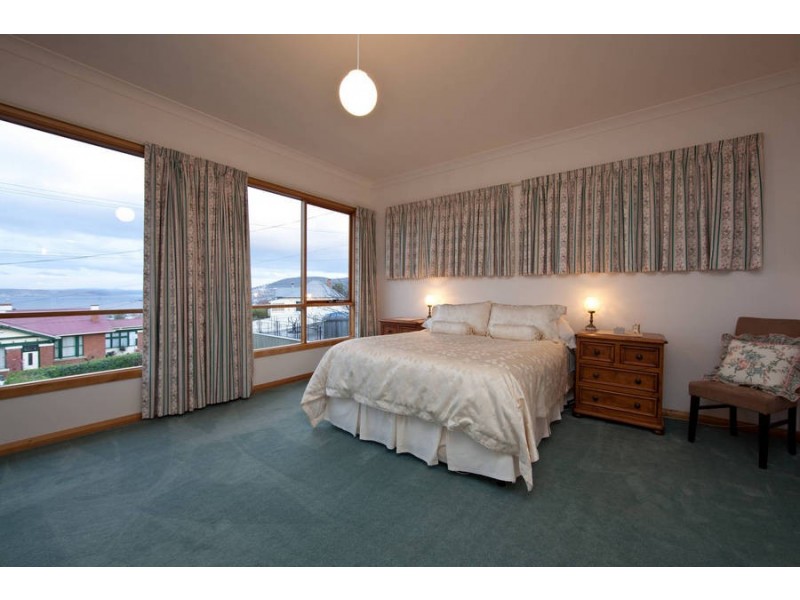 14A Poets Road, West Hobart TAS 7000