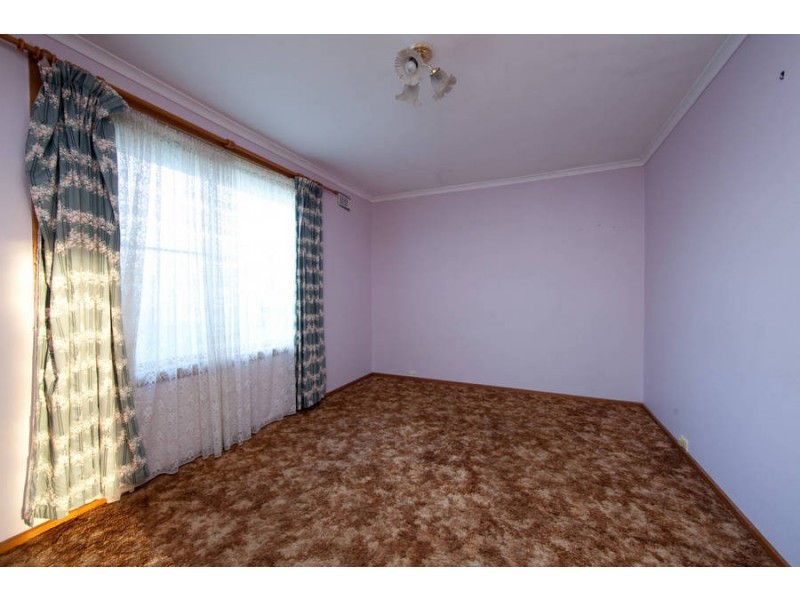 2 Henry Crescent, New Norfolk TAS 7140
