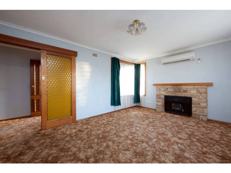 2 Henry Crescent, New Norfolk TAS 7140