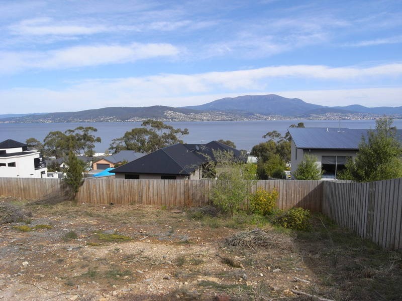 661 Oceana Drive, Tranmere TAS 7018