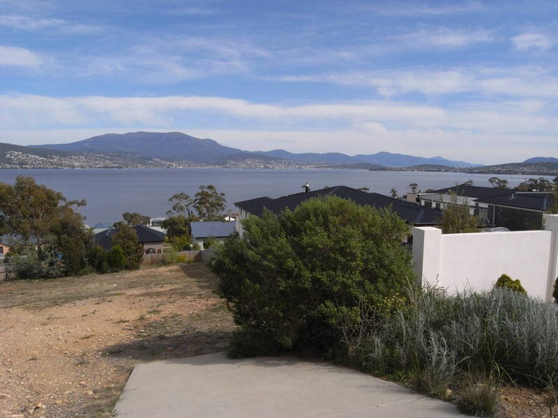 661 Oceana Drive, Tranmere TAS 7018