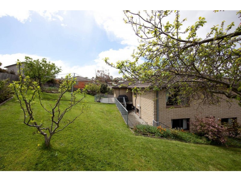 6 Gurney Court, Lenah Valley TAS 7008