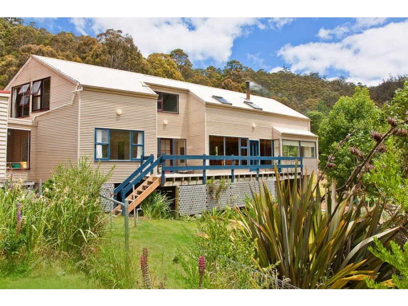 95 – 97 Valley Road, Collinsvale TAS 7012