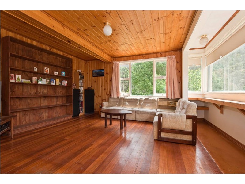 95 – 97 Valley Road, Collinsvale TAS 7012