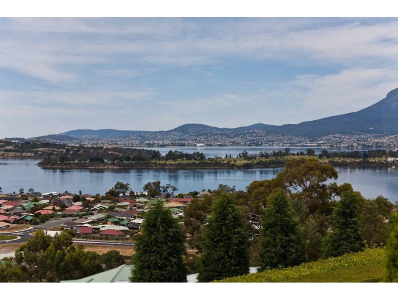 5 Peta Court, Old Beach TAS 7017