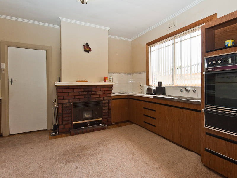 7 Barnett Avenue, New Norfolk TAS 7140