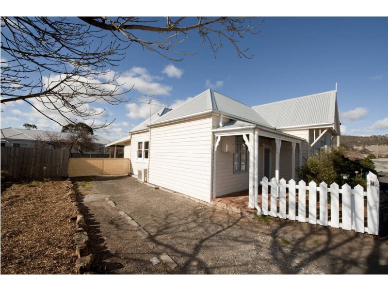 20 Charles Street, New Norfolk TAS 7140