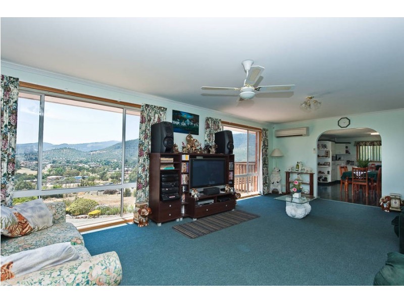 20 Poulters Road, New Norfolk TAS 7140