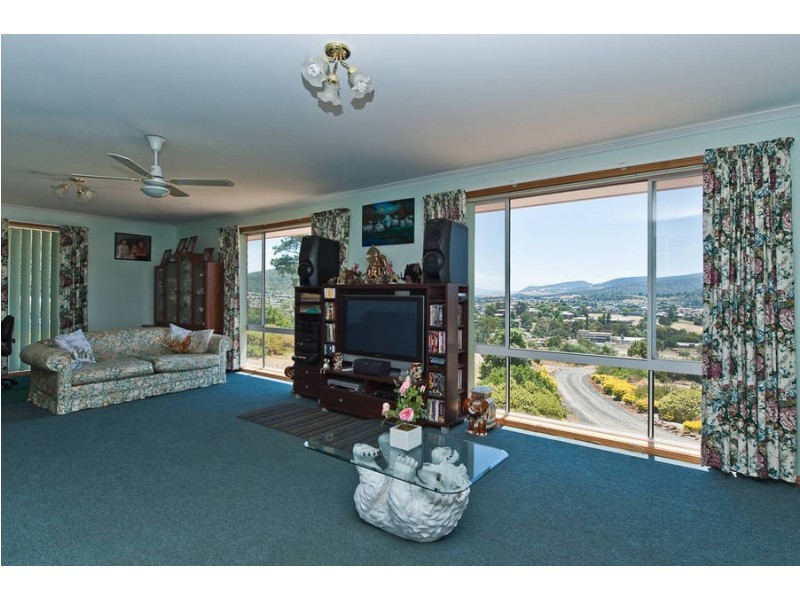 20 Poulters Road, New Norfolk TAS 7140