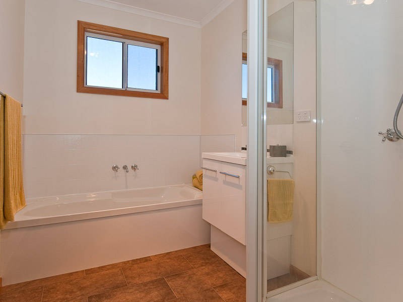 1 Henty Close, Old Beach TAS 7017